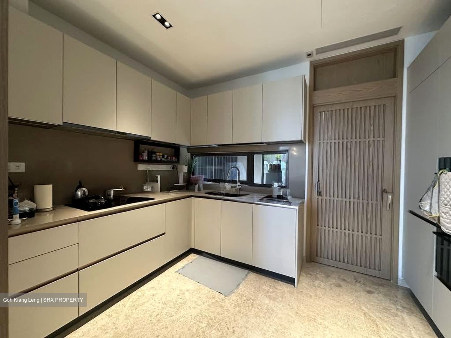 The Avenir (D9), Condominium #563740521